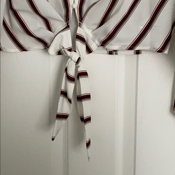 Tie front crop top - Picture 5 of 6